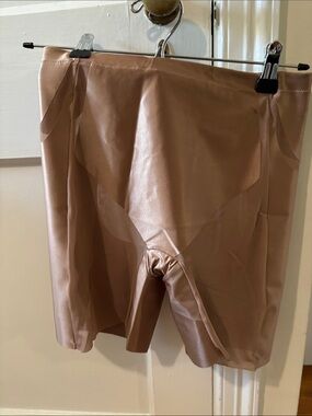 Nude/Tan Spanx